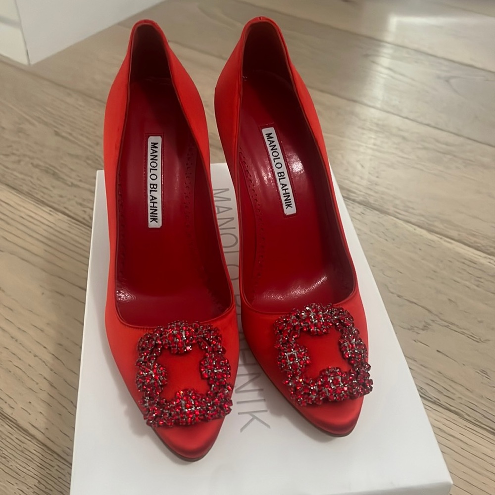 NWT Red Silk Manolo Blahnik